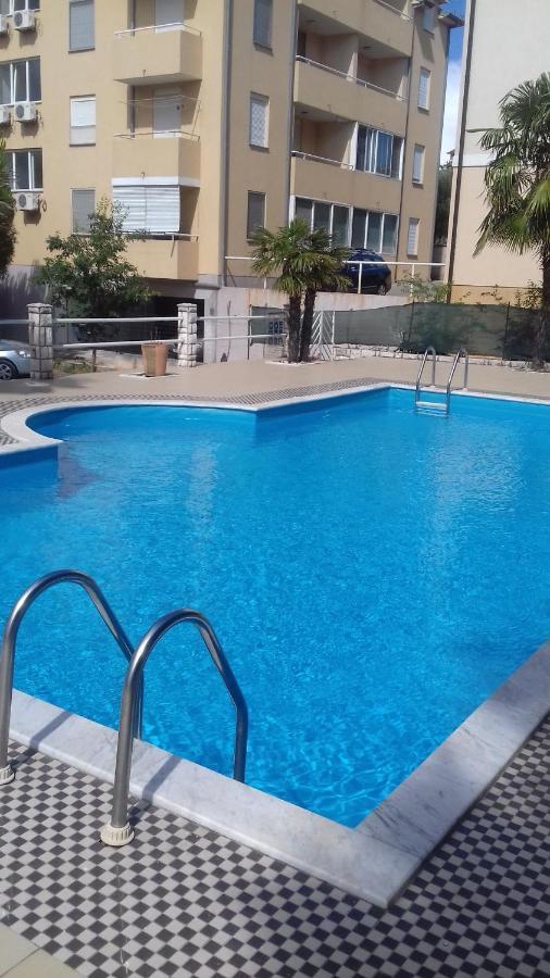 Apartment Leona Medulin Bagian luar foto
