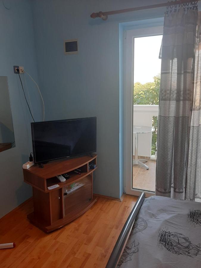 Apartment Leona Medulin Bagian luar foto